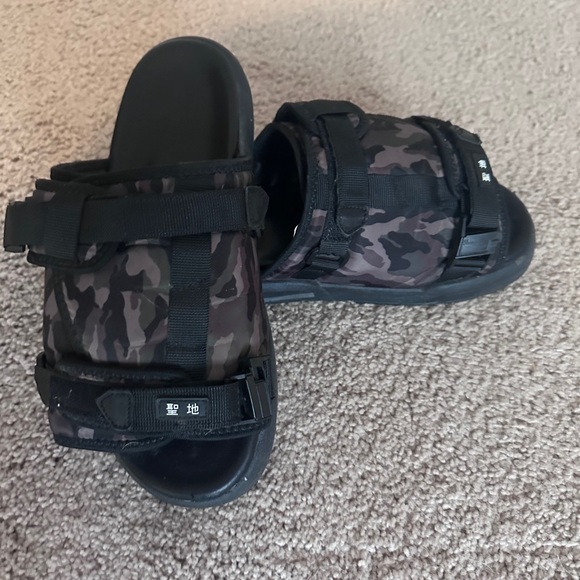 SEICHI YOROI Size-13 Slides (Buy a Size Up) - Picture 2 of 3